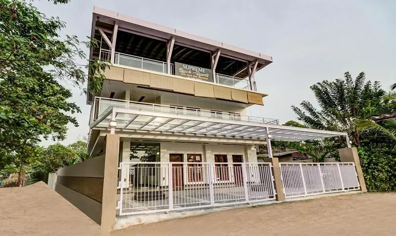 Supreme Beach Resort 3*, Alappuzha India